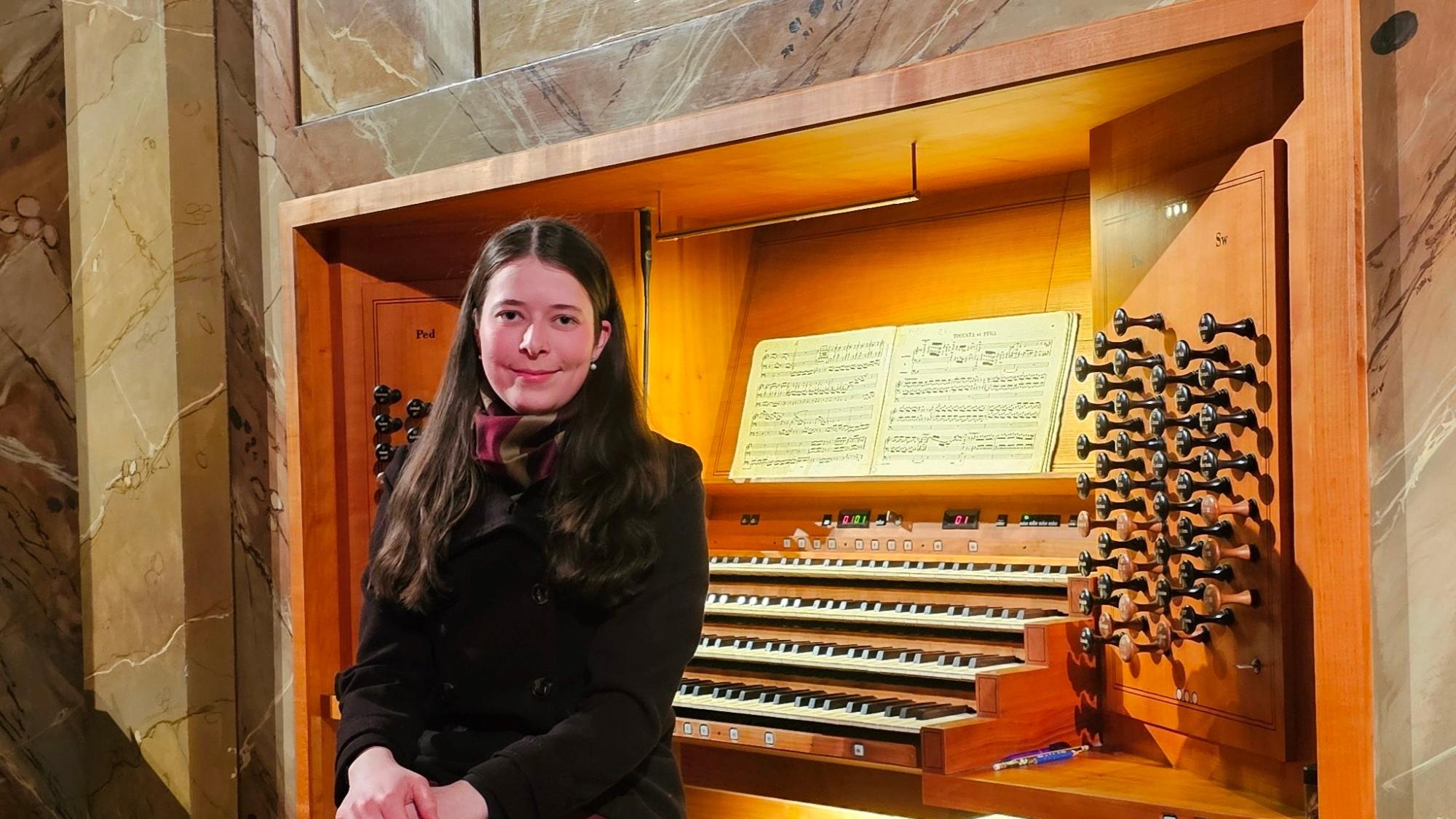 Orgel Esther Schadt